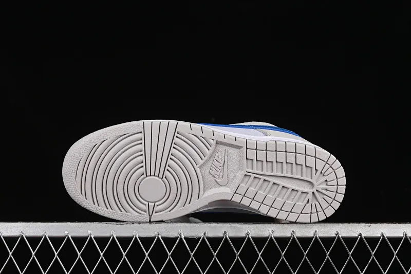 All categories Nk SB Dunk series Nk SB Dunk Low low-top sneakers Nk Dunk Low "Silver Surfer" Silver Surfer SB low-top casual sneakers HF0391-001